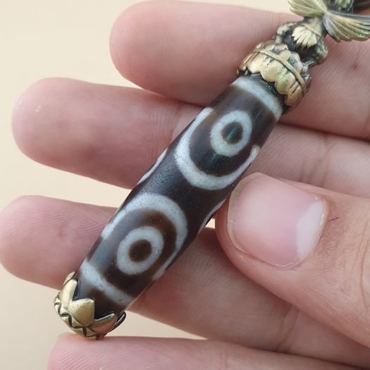 Vintage 6 Eyes Hiamalyan Tibetan Agate Bead Brass Pendant