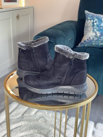 Comfortable and Cosy Ankle Boots from Dunnes Stores Size: UK 5 / EU 38