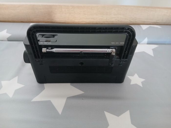 sony radio ICF-306