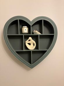 Wood Grey Heart Shaped Shelf/shelving