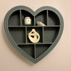 Wood Grey Heart Shaped Shelf/shelving