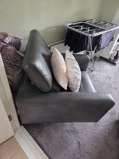 Free leather swivel chair