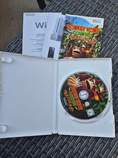 Donkey Kong Country Returns for Nintendo Wii.