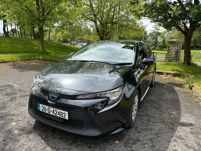 2021 Corolla Touring Hybrid Auto only19900