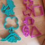 Large collection of cookie cutters Image 7
