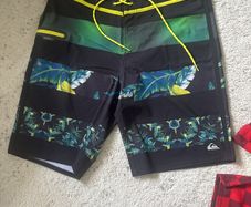 mens quicksilver shorts