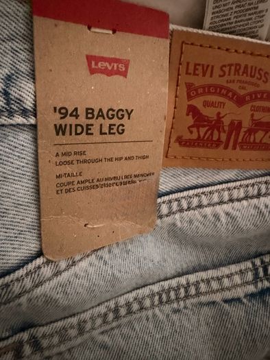 levis Jeans BNWT Levi's 94 Baggy Wide Leg Jeans  W30 L33