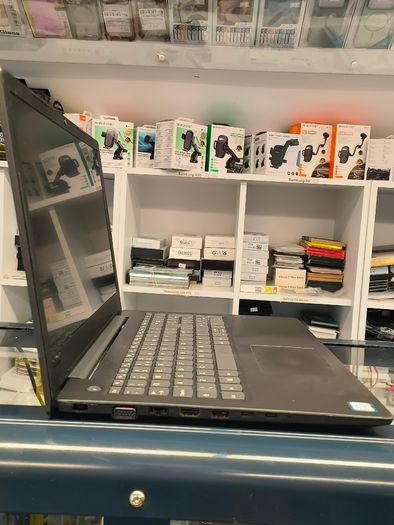 Lenovo V330-15 Intel Core i5 8th Gen 15.6" 8GB RAM 256GB SSD Windows 11 Pro