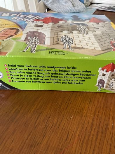 Brickle bricks