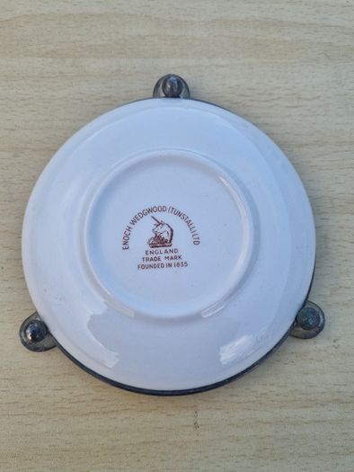 Vintage ashtray made by the British manufacturer Enoch Wedgwood (Tunstall) Ltd.