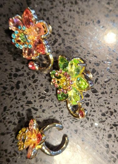 Swarovski earrings and ear cuff