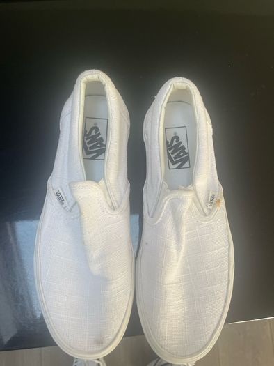 womans runners vans.
