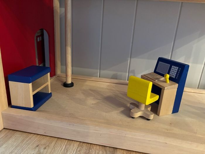 Pintoy Wooden Firestation