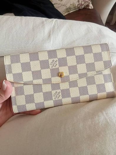 LV cream white wallet