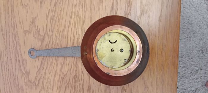 Vintage Copper Frying Pan Wall Clock   (1960s/1970s)