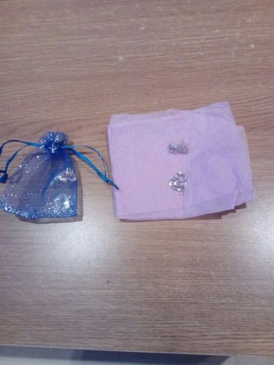 Ideal gift Silver plated silver and pink pastel crystal heart pendant only and earrings jewellery set with blue organza bag with butterfly design