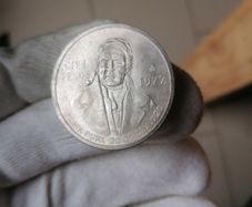 UNC 1977 Mexico Silver 100 Pesos Coin