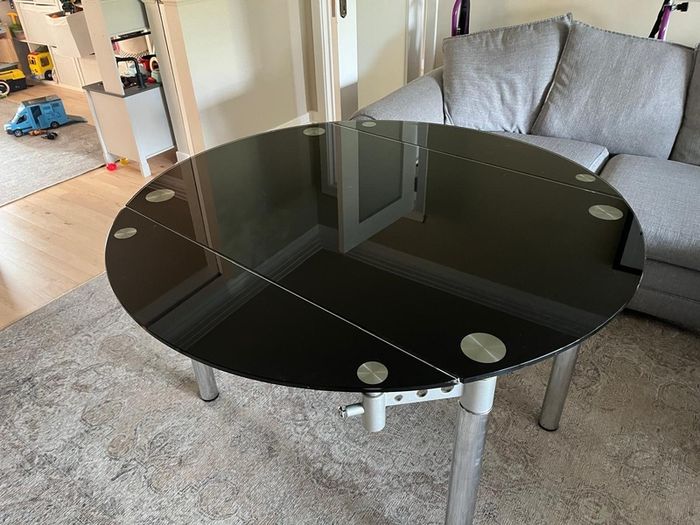 Kitchen table