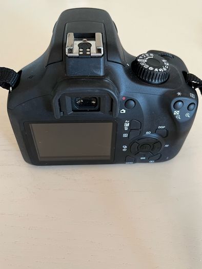 Canon Eos 4000d & Yongnuo 50mm 1.8 Lens