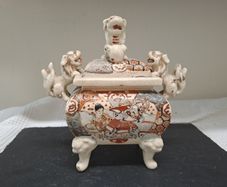 Meiji Taisho Period Japanese Koro Jar