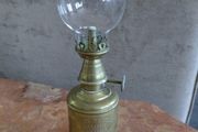vintage petit French pigeon oil lamp