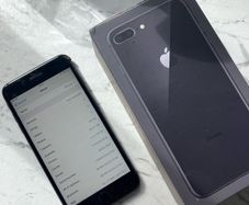 iPhone 8 Plus