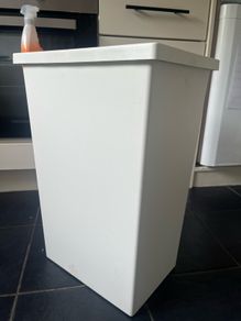 Plastic bin