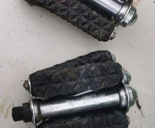 high Nellie pedals