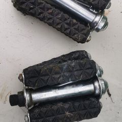 high Nellie pedals