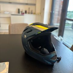 Bell Full Face MTB / Downhill Helmet - size L