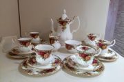 21 piece Coffee Set With Medium Coffee Pot Royal Albert Old Country Roses  For 6 Person Setting, Bone China
