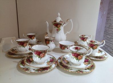 21 piece Coffee Set With Medium Coffee Pot Royal Albert Old Country Roses  For 6 Person Setting, Bone China