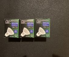 3x GU10 LED bulbs 1.8W (30W equivalent), 24 LEDs each, A rating