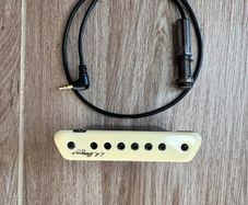 L.R.Baggs M1 Activ Soundhole Pickup