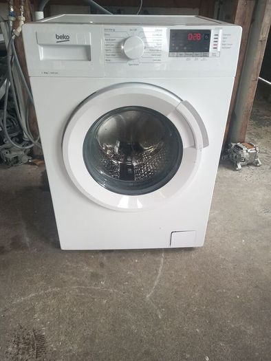 Beko 9kg washing machine as new