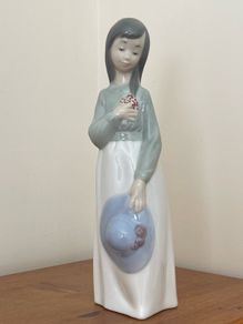 Nao Lladro