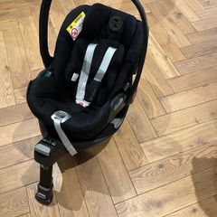Cybex Cloud Z Rotating Car Seat with Isofix Base