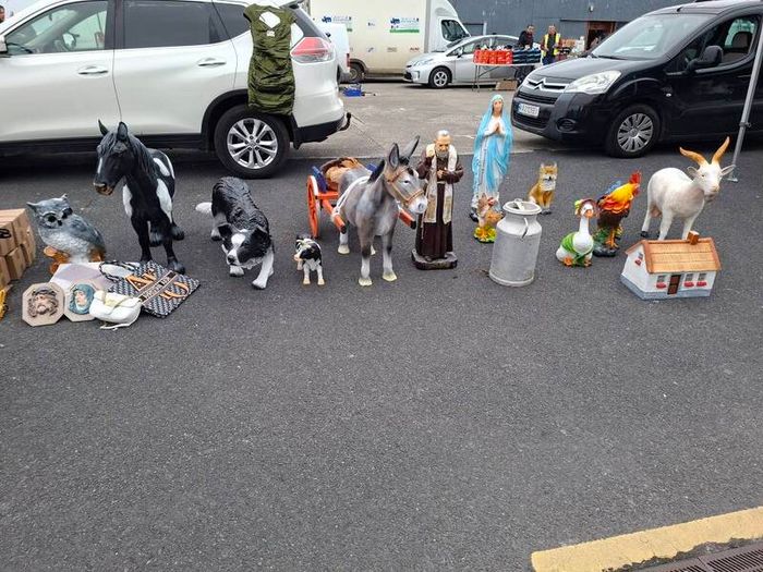 life Size Animals & Religious Statues.