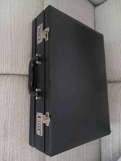 brief case