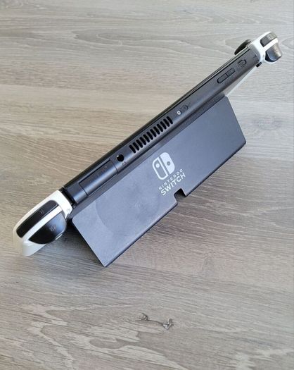 Nintendo Switch OLED Bundle