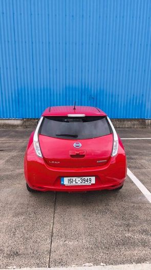 2015 Nissan Leaf Tekna 24kWh  5,950 ONO