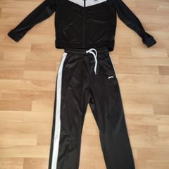 Tracksuit Junior - Never Worn