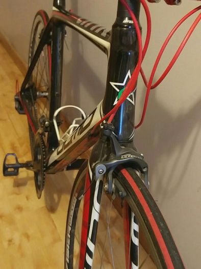 Full carbon OLMO Link with shimano 105 group set