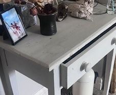 Small dressing table