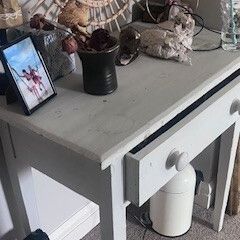 Small dressing table