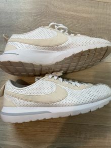Nike Trainers - UK 7.5