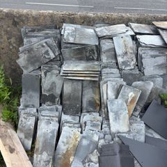 Banger blue house slates