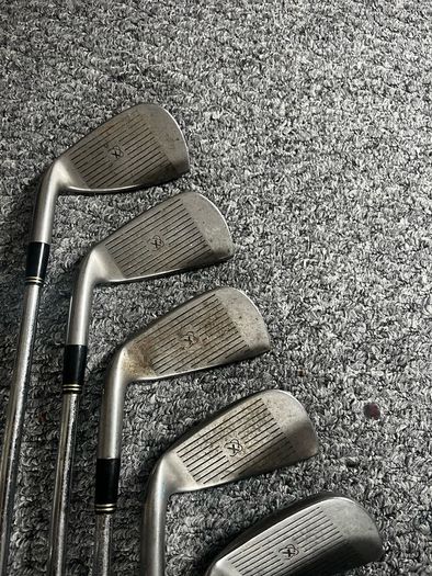 Mizuno Axis PCS (5 - SW)
