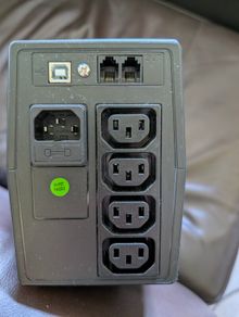 UPS V7 600VA Desktop Line Interactive UPS 230V