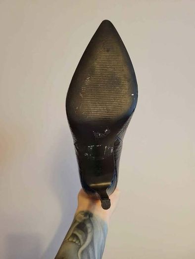 Guess Women's high heel boots ORIGINAL. Size: EUR 36,5 ; US 6 ; UK 4